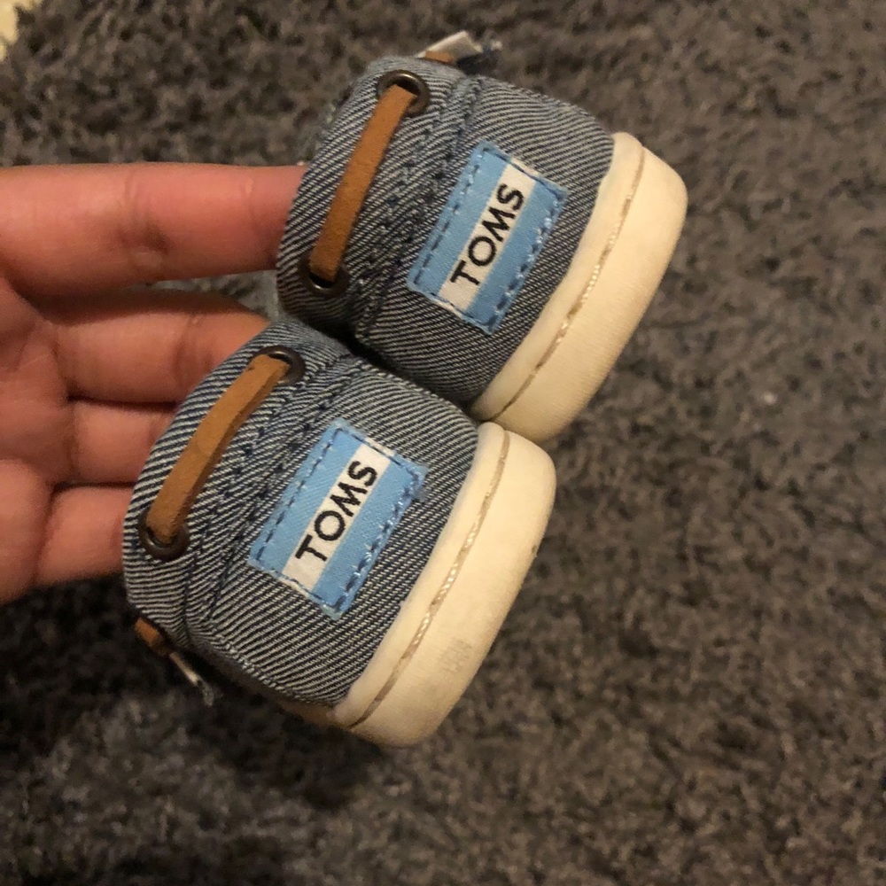 Toddler Girl Toms